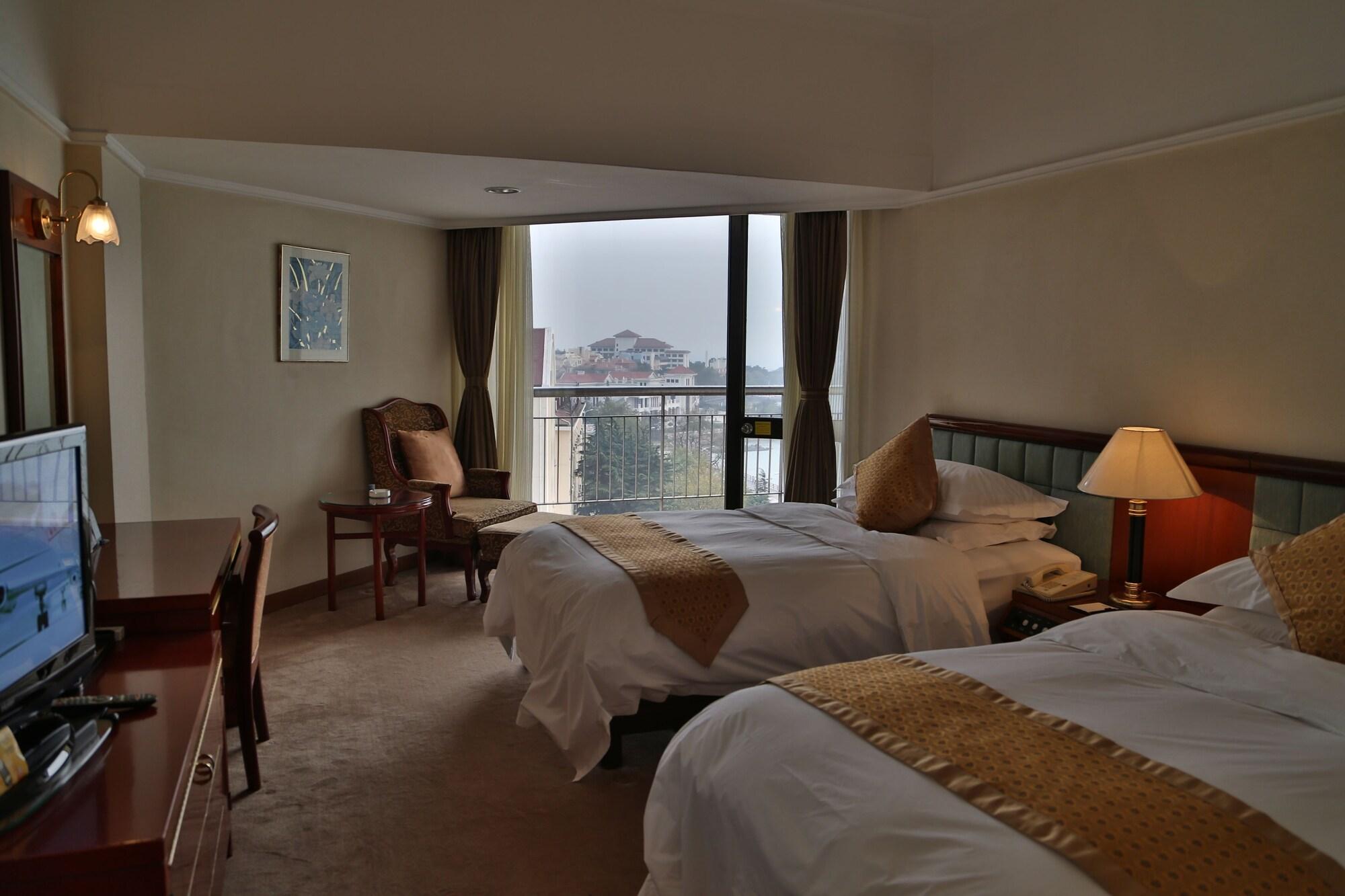Huiquan Dynasty Hotel Ціндао Екстер'єр фото